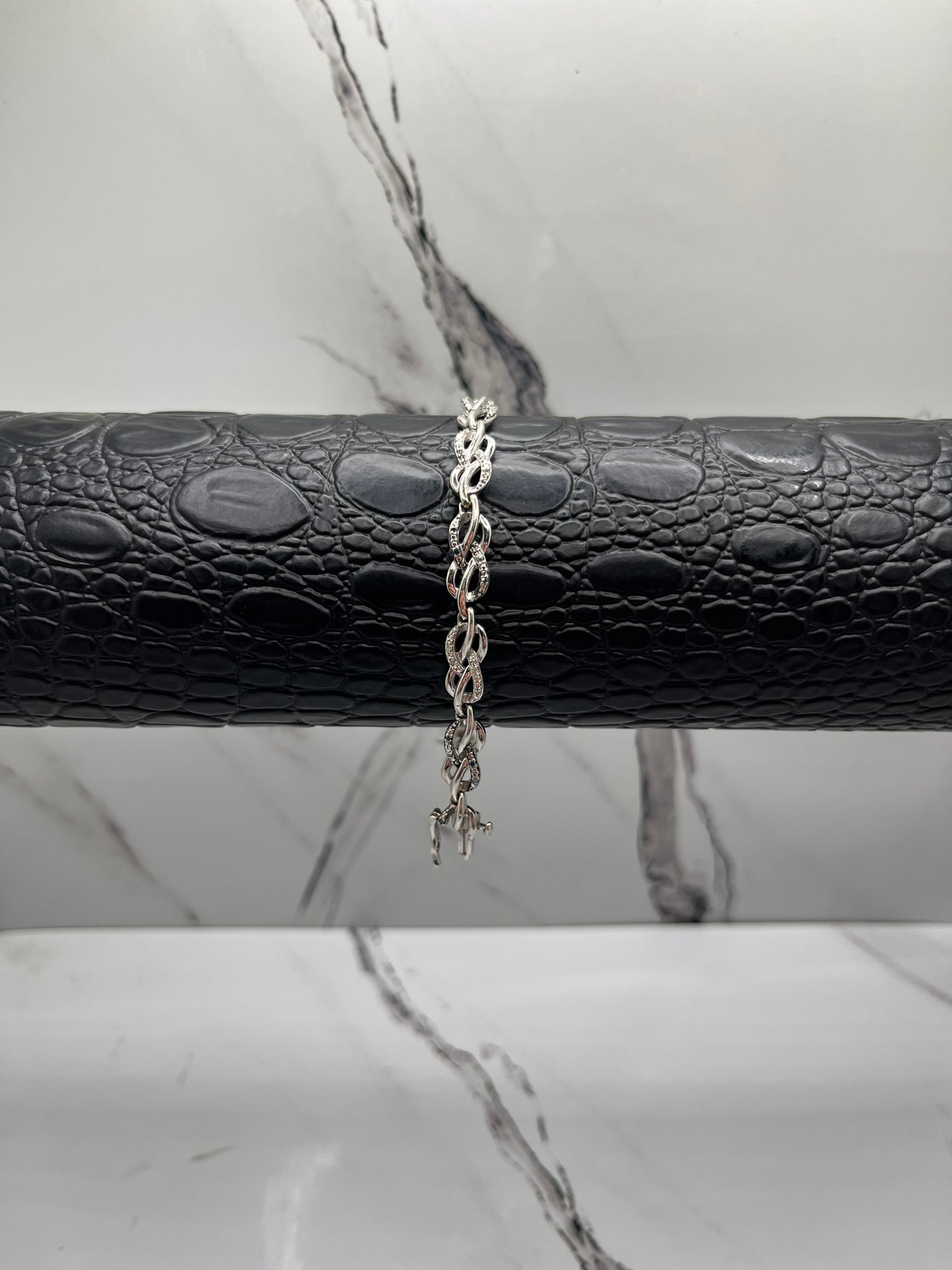 Solid Diamond & Sapphire Loop Link Bracelet