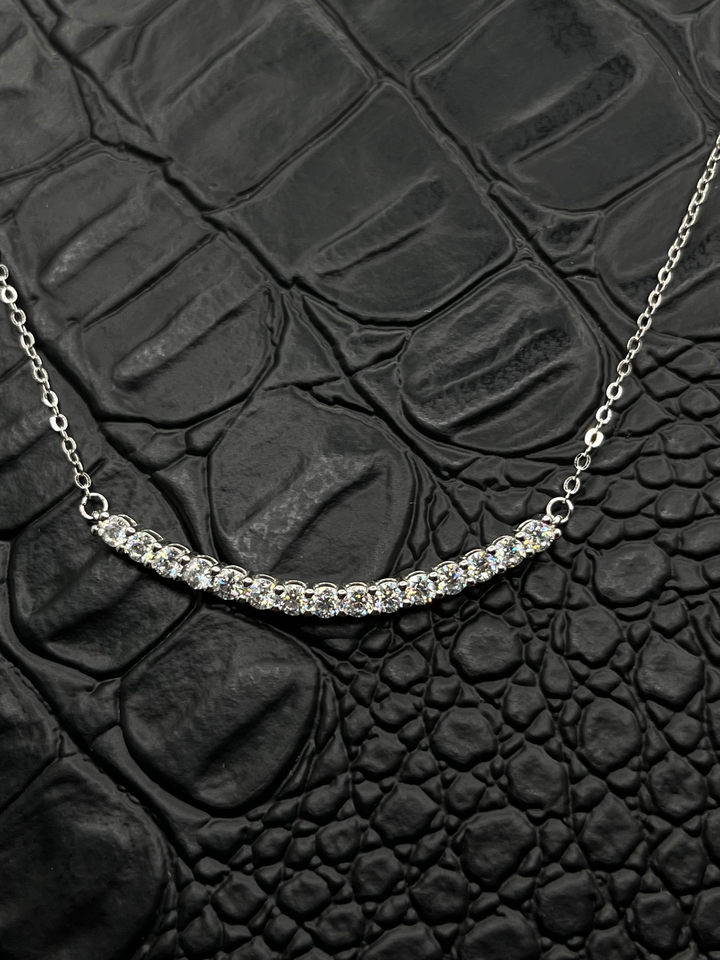 Curved Tennis chain for Women