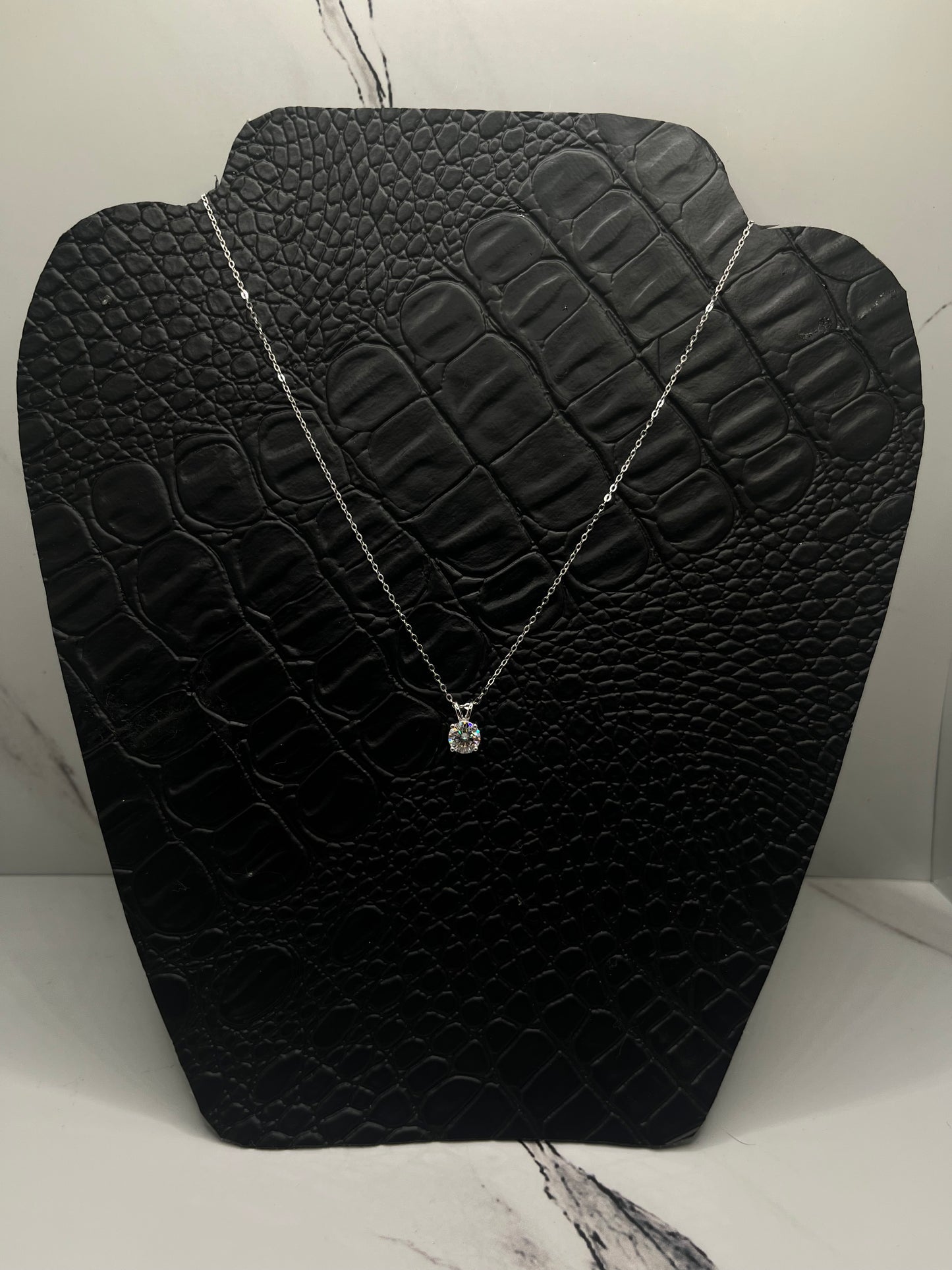 10 CT D Color VVS Moissanite Single Stone Pendant & Necklace