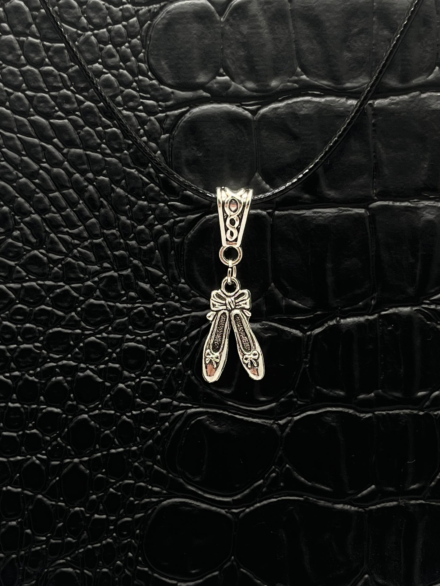 Pointe Shoe’s Charm Necklace