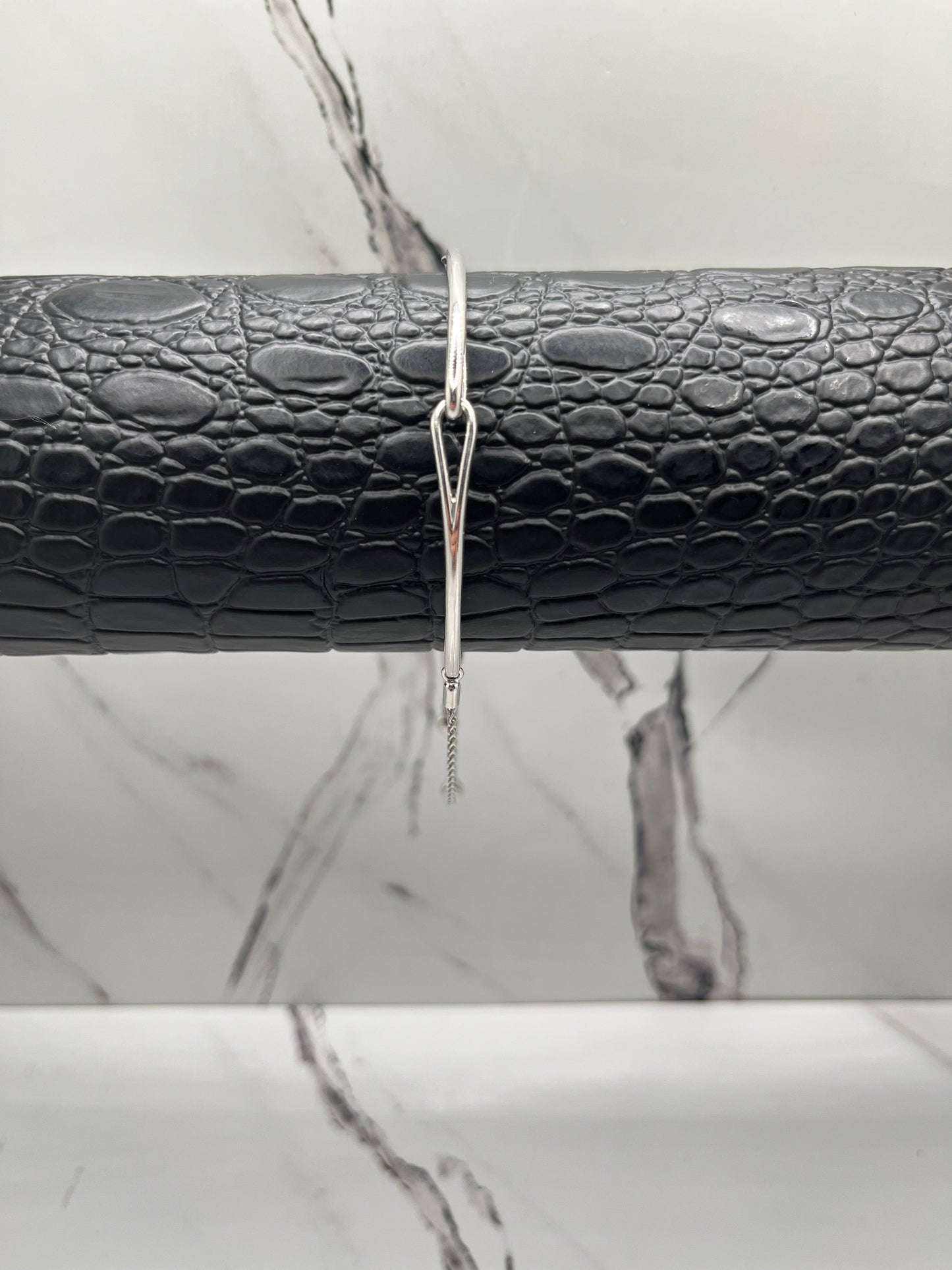 Plain Loop Link Bracelet